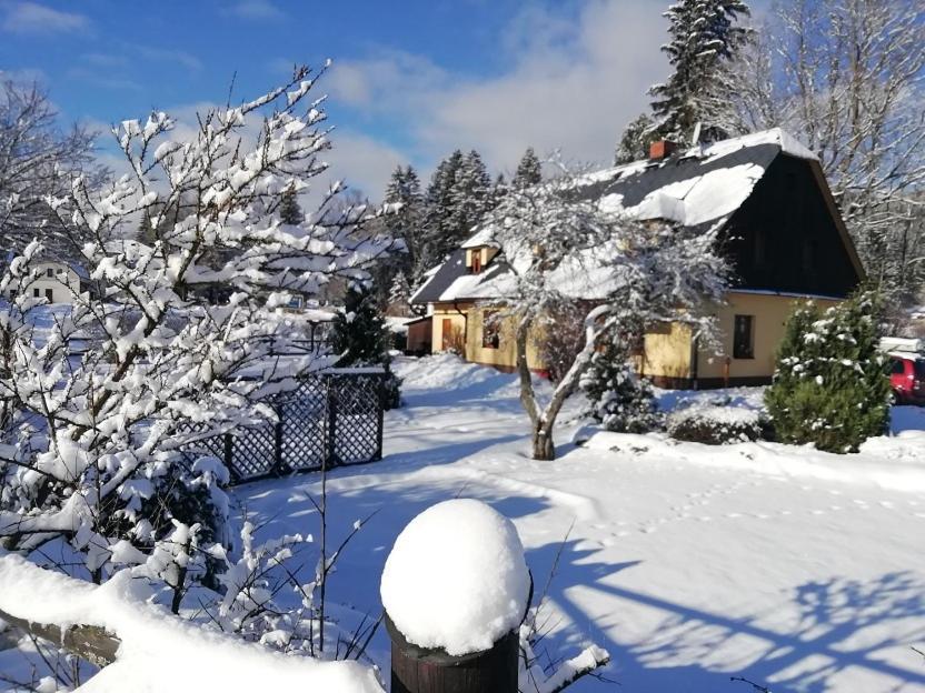 Penzion Pod Strani Malá Morávka エクステリア 写真