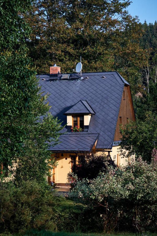 Penzion Pod Strani Malá Morávka エクステリア 写真